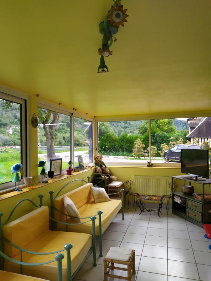 Chambres d'Hôtes Le Relais du Passage de la Roche Le Mesnil-sous-Jumièges Extérieur photo