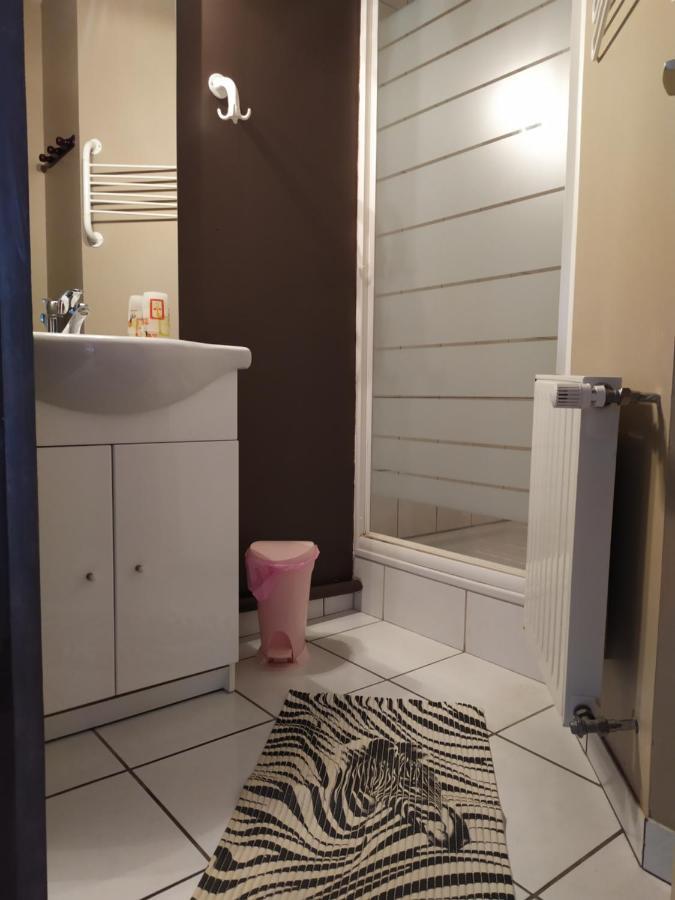 Chambres d'Hôtes Le Relais du Passage de la Roche Le Mesnil-sous-Jumièges Extérieur photo