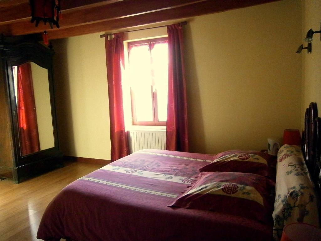 Chambres d'Hôtes Le Relais du Passage de la Roche Le Mesnil-sous-Jumièges Chambre photo